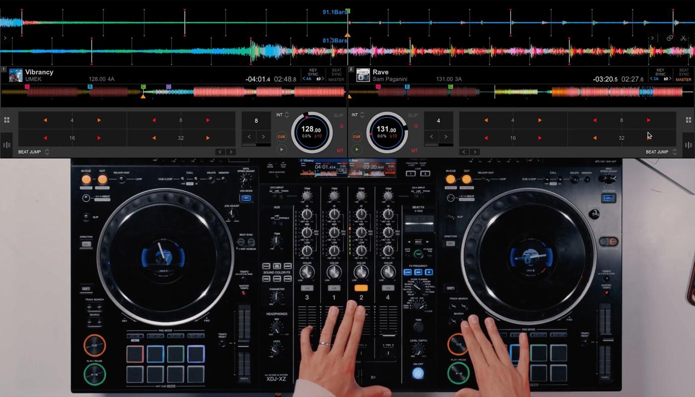Mixing a techno set on Pioneer DJ gear