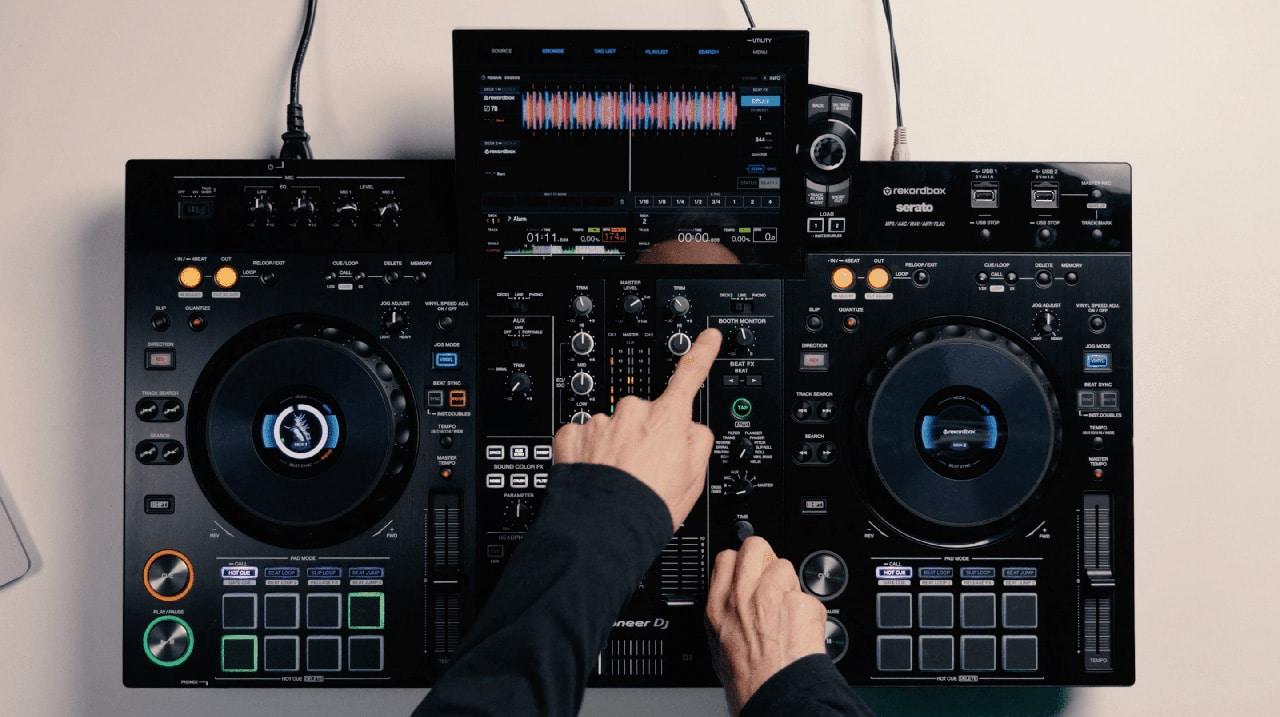 DJ Controller or course image