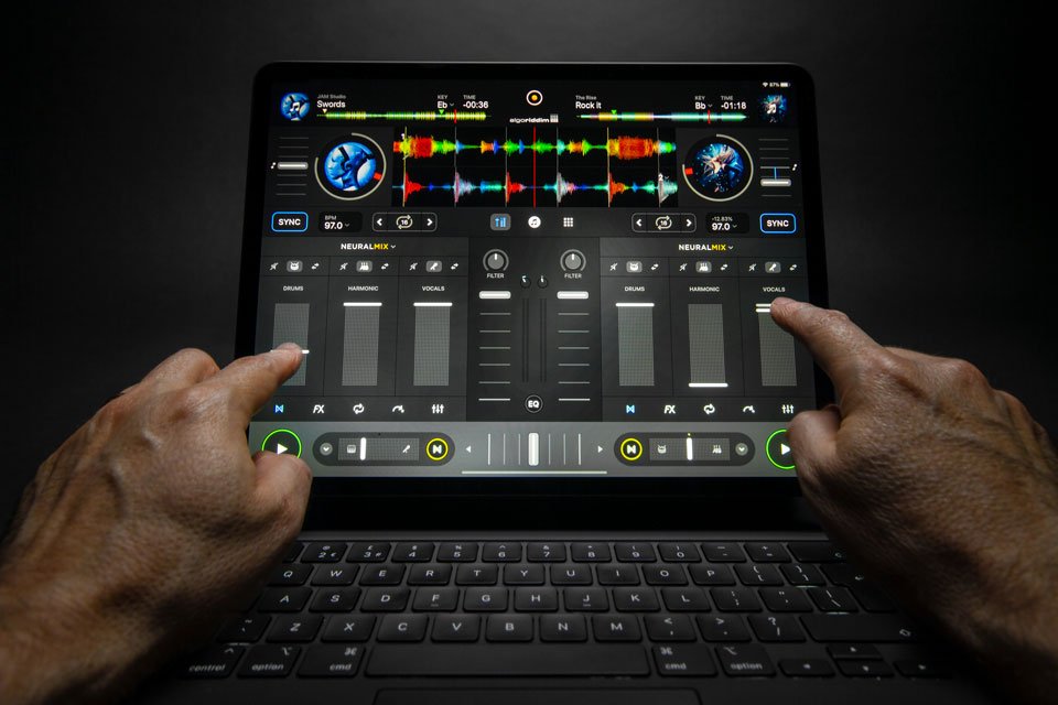 Neural Mix iPad Pro