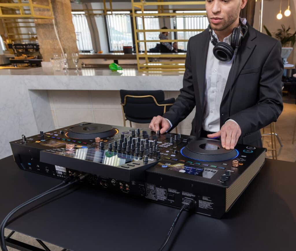 Best setup for events DJs