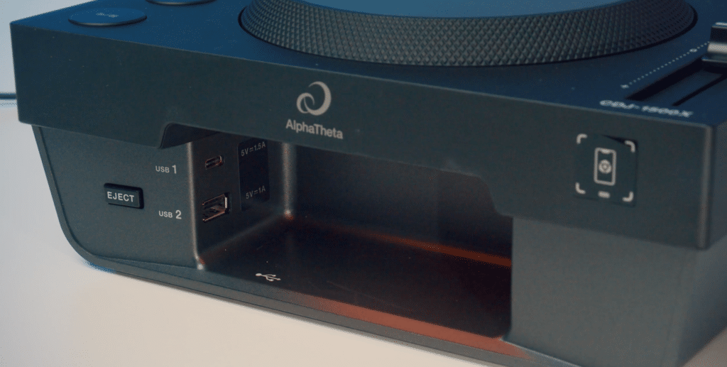 CDJ-1500X USB Slots